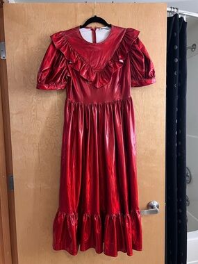 Batsheva Red Metallic May Dress Sample SZ 6 Fits 8 Excellent